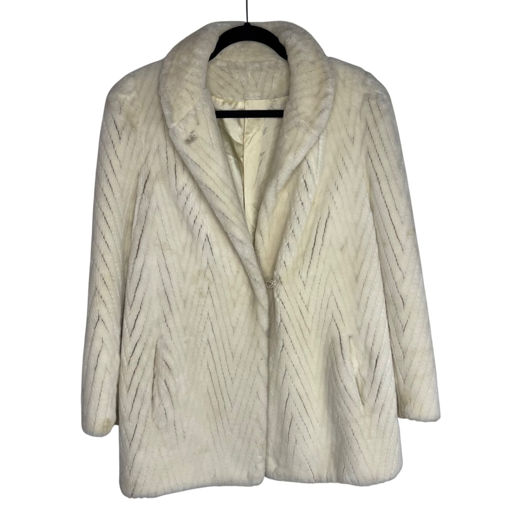 Cream Chevron Fur Coat Women's Sz Medium Classic Formal Elegant Mob Wife Costume